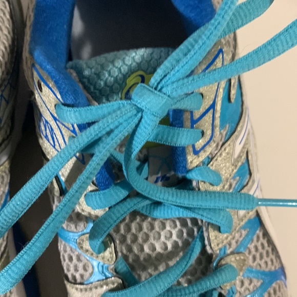 ASICS Gel Nimbus Running Shoes T485N - Picture 5 of 7